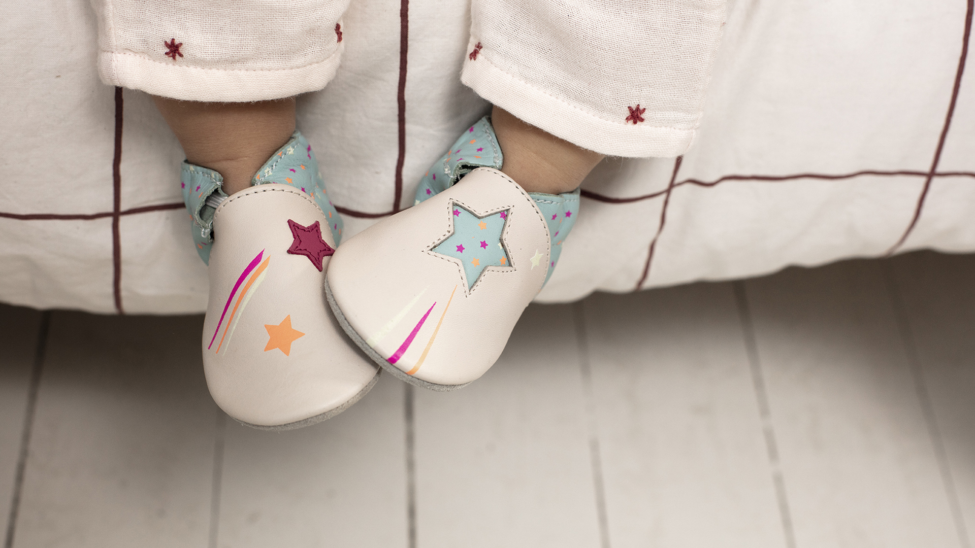 Chaussures, Chaussons et Chaussettes pour Bébé Fille en ligne : Aubert